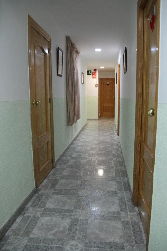 Hostal Maribel Almería Exterior photo